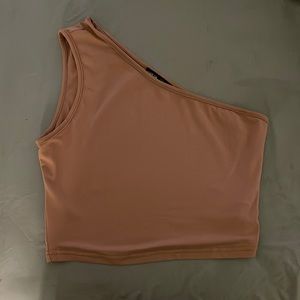 one shoulder crop top